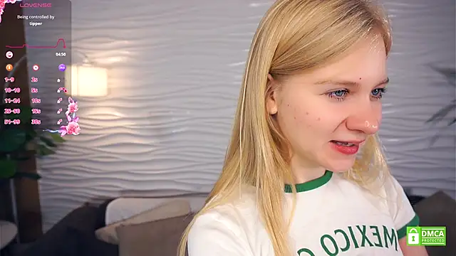 Snapshot of OdelinaFicken chatting on September 2025 05:43:02 AM OdelinaFicken online show from September 2025 05:43:02 AM