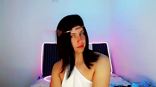 Snapshot of Oxana-Novikov chatting on December 2024 07:25:02 PM Oxana-Novikov online show from December 2024 07:25:02 PM