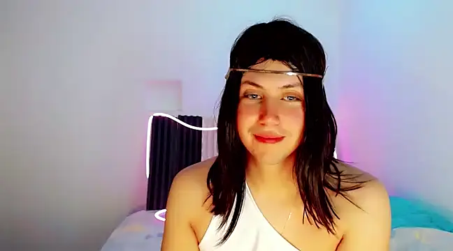 Snapshot of Oxana-Novikov chatting on December 2024 07:43:01 AM Oxana-Novikov online show from December 2024 07:43:01 AM