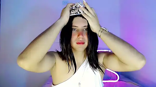 Snapshot of Oxana-Novikov chatting on December 2024 08:21:02 PM Oxana-Novikov online show from December 2024 08:21:02 PM