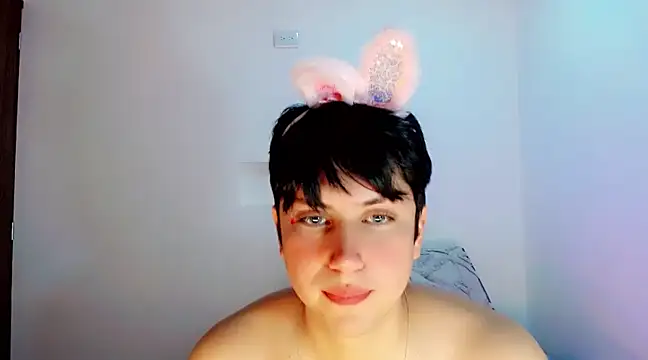 Snapshot of Oxana-Novikov chatting on December 2024 12:34:02 AM Oxana-Novikov online show from December 2024 12:34:02 AM