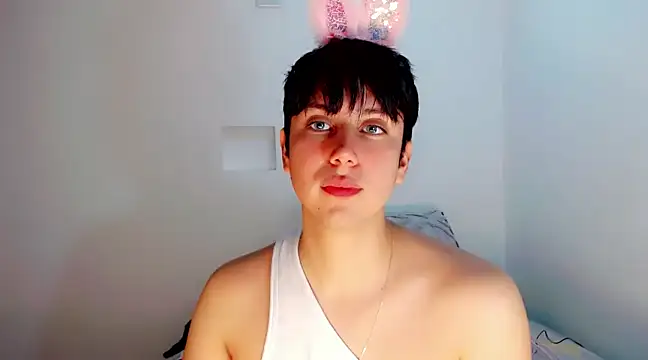 Snapshot of Oxana-Novikov chatting on December 2024 09:06:01 PM Oxana-Novikov online show from December 2024 09:06:01 PM