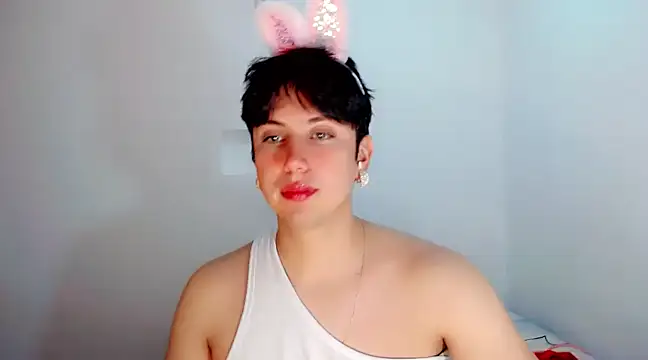 Snapshot of Oxana-Novikov chatting on December 2024 04:09:02 AM Oxana-Novikov online show from December 2024 04:09:02 AM