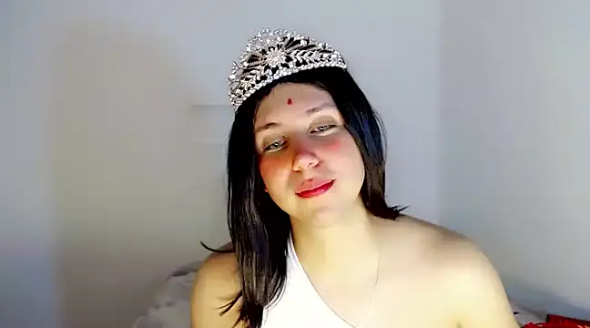 Snapshot of Oxana-Novikov chatting on January 2025 01:48:02 PM Oxana-Novikov online show from January 2025 01:48:02 PM