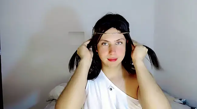 Snapshot of Oxana-Novikov chatting on January 2025 06:44:02 AM Oxana-Novikov online show from January 2025 06:44:02 AM