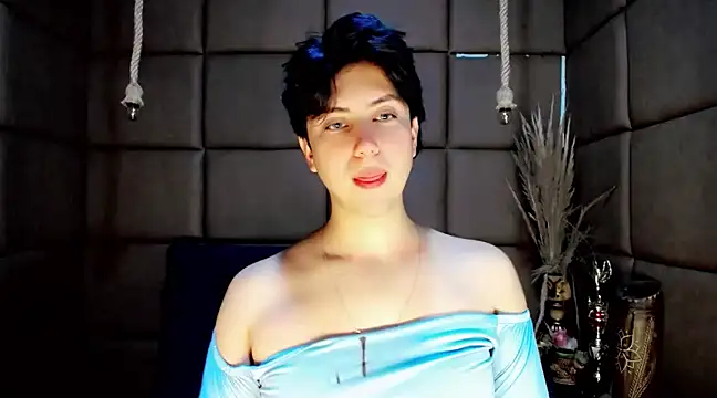 Snapshot of Oxana-Novikov chatting on March 2025 10:26:01 PM Oxana-Novikov online show from March 2025 10:26:01 PM