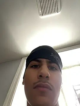 Snapshot of johnycash21 chatting on January 2026 02:43:01 PM johnycash21 online show from January 2026 02:43:01 PM