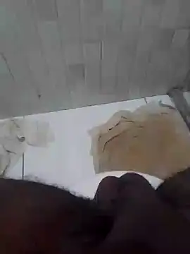 Snapshot of rodrigo21Cm_ chatting on November 2025 02:17:02 AM rodrigo21Cm online show from November 2025 02:17:02 AM