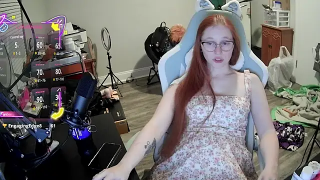 LilyFoxxx online show from September 2025 03:21:01 AM