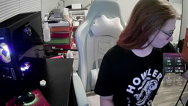 LilyFoxxx online show from March 2026 05:22:01 AM