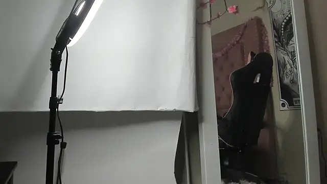 ened nessa online show from February 2025 07:05:01 AM