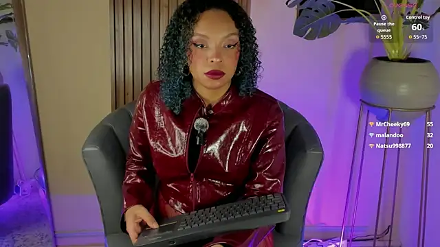 ened nessa online show from October 2025 12:58:01 PM