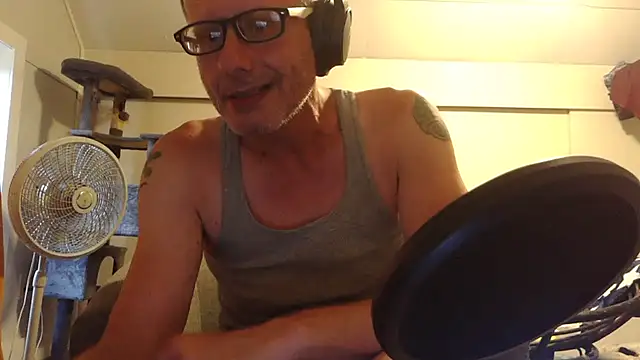 glenjamin81 online show from July 2026 12:59:02 AM
