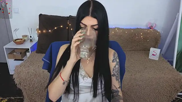 Tiffany lab online show from September 2025 11:12:02 AM