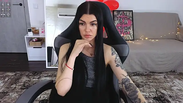 Tiffany lab online show from February 2026 12:55:01 PM