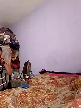 Snapshot of Osha10 chatting on December 2024 12:18:01 AM Osha10 online show from December 2024 12:18:01 AM