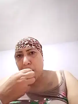 Snapshot of Osha10 chatting on December 2024 12:06:01 PM Osha10 online show from December 2024 12:06:01 PM