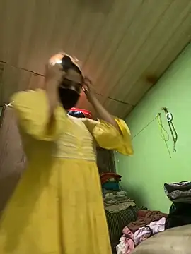 Snapshot of Black_Glow chatting on March 2025 02:02:01 PM Black Glow online show from March 2025 02:02:01 PM