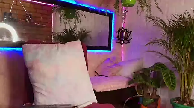 Snapshot of _mamush chatting on March 2025 08:32:01 PM mamush online show from March 2025 08:32:01 PM