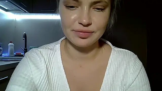 Lucky Anna online show from November 2025 04:07:01 PM