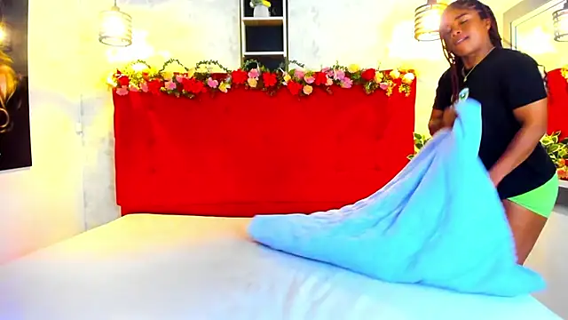 SilvannaFit online show from March 2026 11:54:02 AM