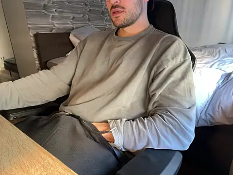 taallguyy 196 online show from March 2025 10:54:02 AM