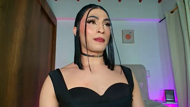 Snapshot of KarolPorttela chatting on October 2025 12:17:02 AM KarolPorttela online show from October 2025 12:17:02 AM