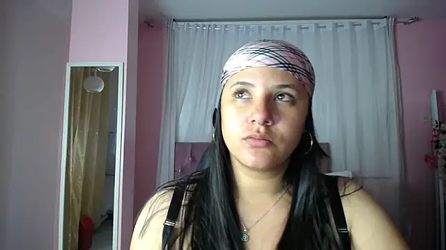 Snapshot of frreeya chatting on January 2025 11:27:01 PM frreeya online show from January 2025 11:27:01 PM