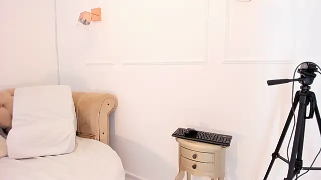 khloeblake online show from January 2025 10:53:02 AM