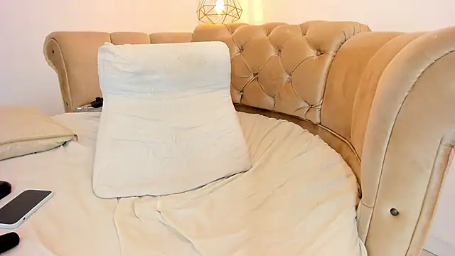 khloeblake online show from February 2025 09:42:02 AM