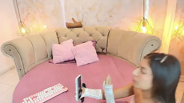 khloeblake online show from September 2025 05:11:02 AM