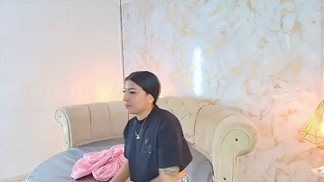khloeblake online show from May 2026 05:35:02 AM