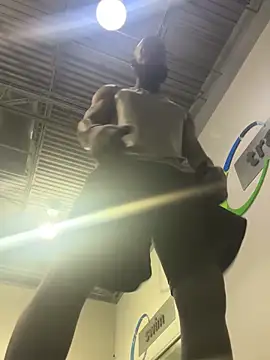 Melaneighted online show from February 2025 05:53:01 AM