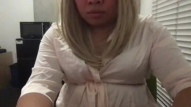 Snapshot of Jessica-Aine chatting on December 2024 02:31:01 AM Jessica-Aine online show from December 2024 02:31:01 AM