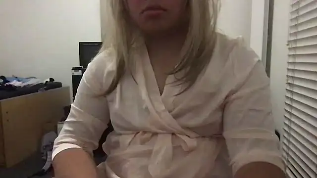 Snapshot of Jessica-Aine chatting on December 2024 02:20:02 AM Jessica-Aine online show from December 2024 02:20:02 AM