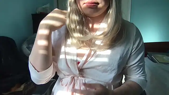 Snapshot of Jessica-Aine chatting on March 2025 04:07:02 PM Jessica-Aine online show from March 2025 04:07:02 PM