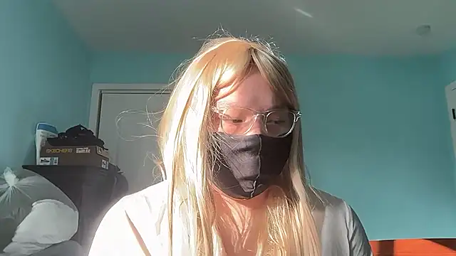 Snapshot of Jessica-Aine chatting on October 2025 04:03:02 PM Jessica-Aine online show from October 2025 04:03:02 PM