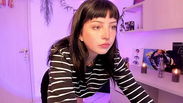 Snapshot of Francesca1_ chatting on March 2025 05:54:01 AM Francesca1 online show from March 2025 05:54:01 AM