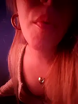 Snapshot of SUSELLAM1 chatting on February 2025 06:58:01 PM SUSELLAM1 online show from February 2025 06:58:01 PM