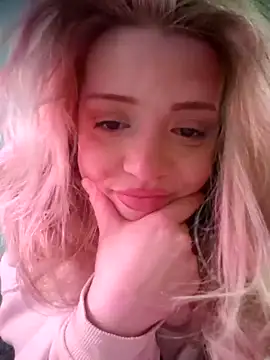 Snapshot of SUSELLAM1 chatting on February 2025 06:31:01 PM SUSELLAM1 online show from February 2025 06:31:01 PM