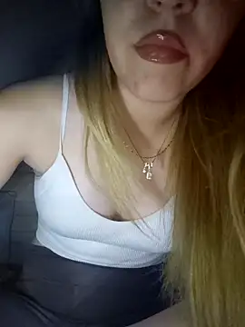 Snapshot of SUSELLAM1 chatting on February 2026 10:38:02 PM SUSELLAM1 online show from February 2026 10:38:02 PM