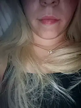 Snapshot of SUSELLAM1 chatting on February 2026 09:10:02 PM SUSELLAM1 online show from February 2026 09:10:02 PM