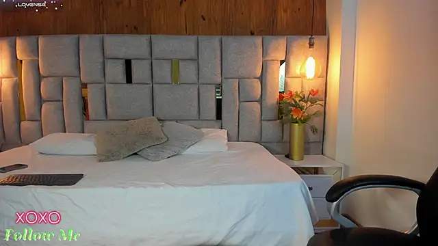 Saori newman online show from March 2025 11:48:01 AM