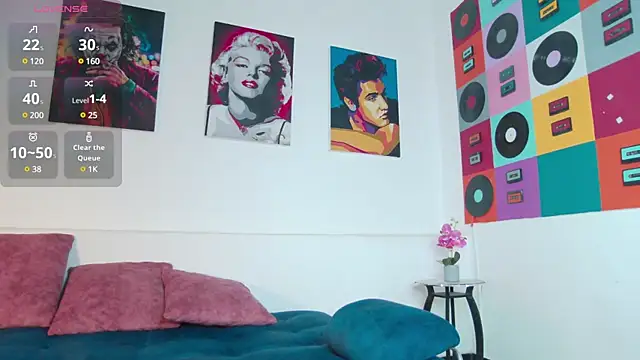 Lunamistyc online show from January 2025 12:49:01 PM