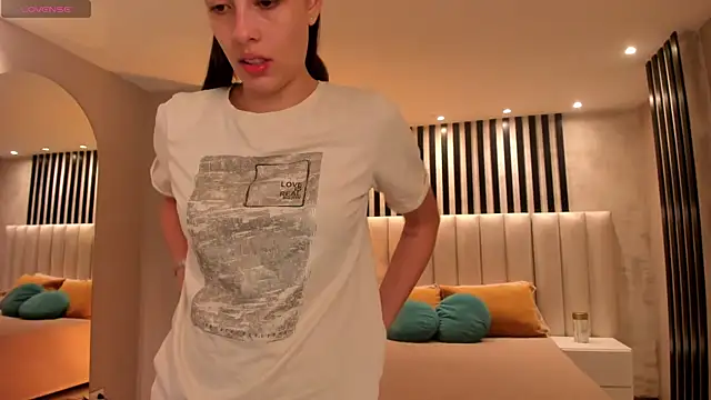 KaiaFerreira online show from February 2026 04:05:02 PM