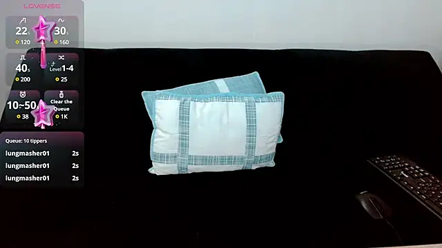 lunalovedoll  online show from January 2025 01:16:02 AM