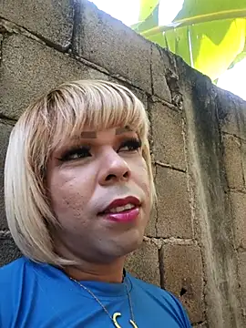 blondebitchlitle online show from December 2025 03:27:02 PM