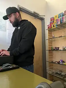 Snapshot of jr91esl chatting on January 2025 05:32:01 PM jr91esl online show from January 2025 05:32:01 PM