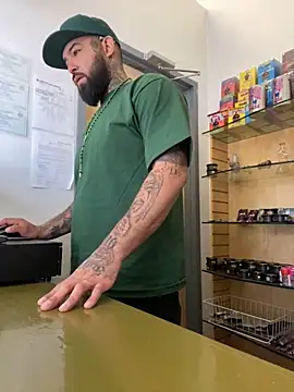 Snapshot of jr91esl chatting on February 2025 05:40:01 PM jr91esl online show from February 2025 05:40:01 PM