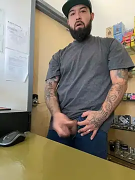 Snapshot of jr91esl chatting on March 2025 03:51:01 PM jr91esl online show from March 2025 03:51:01 PM